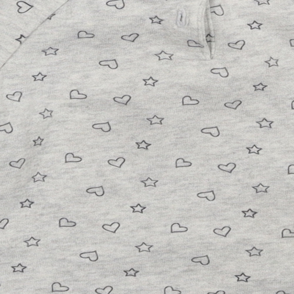 Brand and care label for Disney girls’ grey jumper, size 3-6, months - christmas