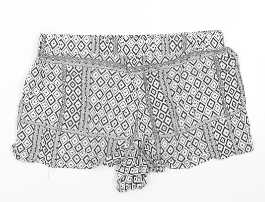 Papaya Womens Grey Geometric Mom Shorts Size 8