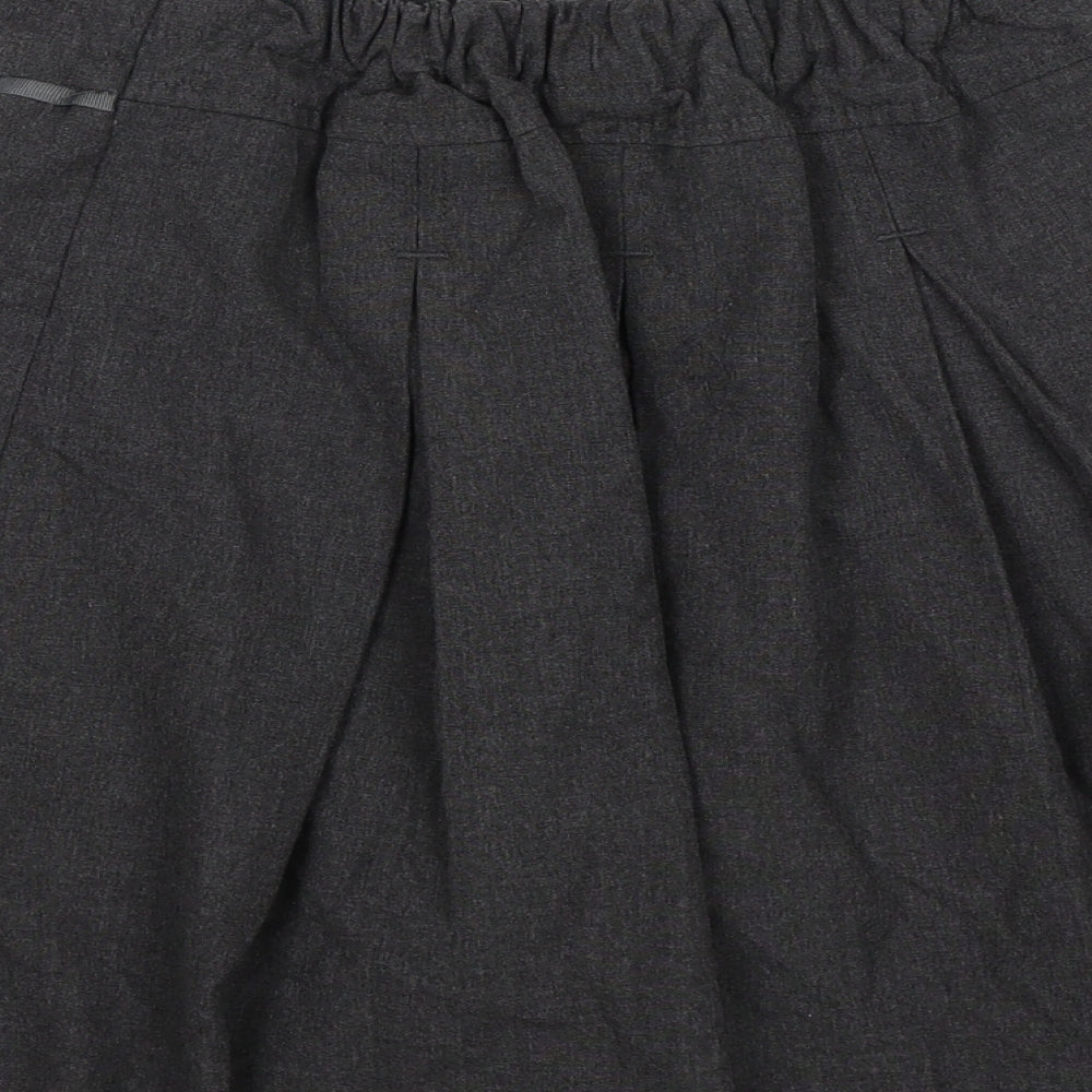 Brand and care label for Tu girls’ grey straight & pencil skirt, size 9, years - school