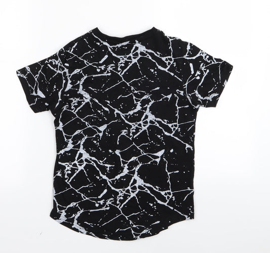 one point one Boys Black Geometric Basic T-Shirt Size 6 Years