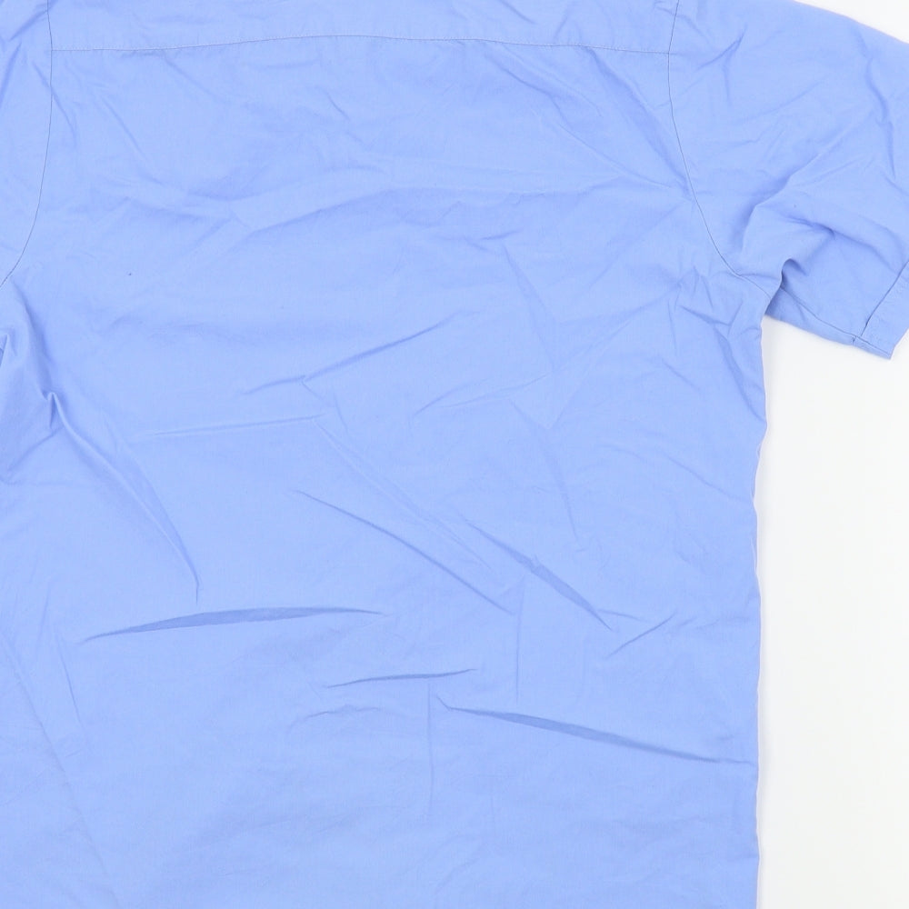 Brand and care label for uniform Direct boys’ blue basic button-up, size 12-13, years