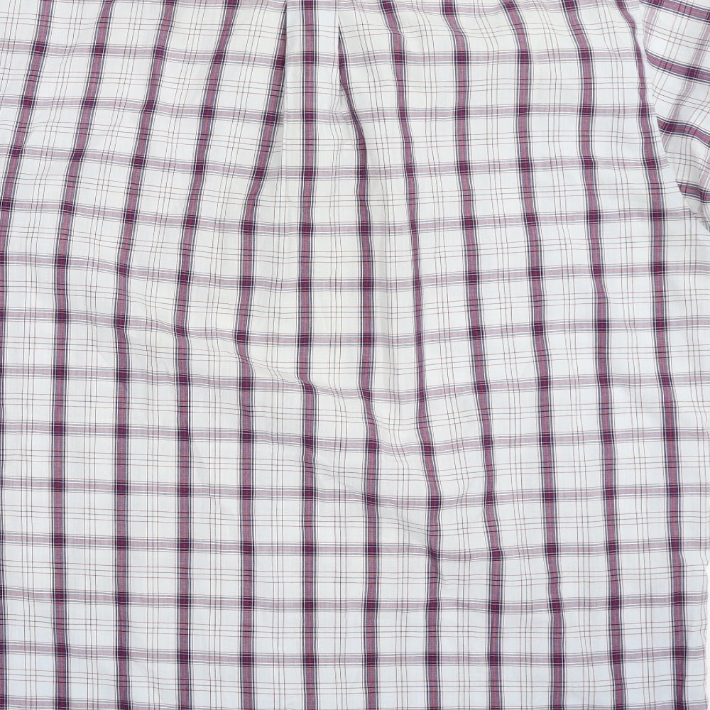 Brand and care label for Academy men’s white check button-up, size M