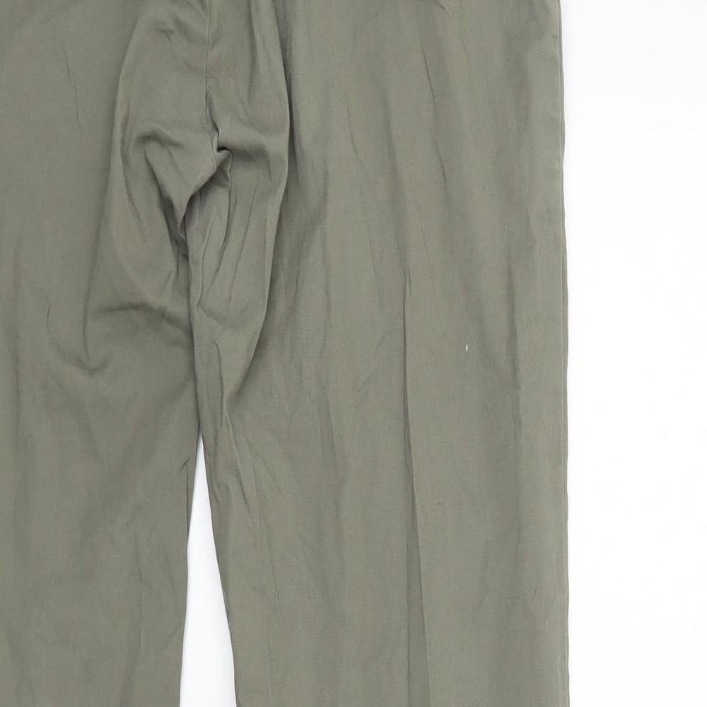 Brand and care label for Cam women’s green chino trousers, size M, 25-inch leg