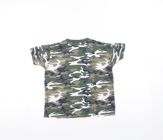 Preworn Boys Green Camouflage Basic T-Shirt Size 4-5 Years