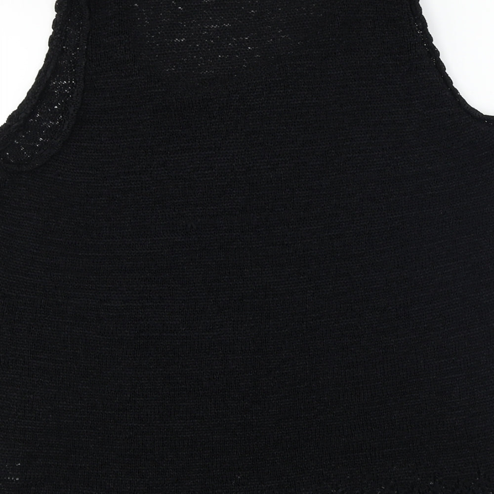 Brand and care label for Debenhams women’s black basic t-shirt, size UK 16