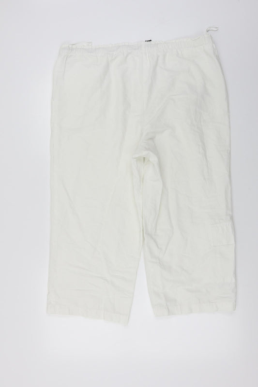 Preworn Womens White Cropped Trousers Size 34 in L21 in