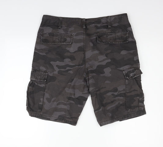 TU Womens Grey Geometric Chino Shorts Size L