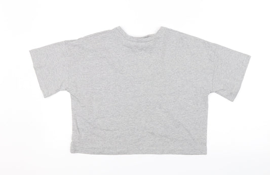 FOREVER 21 Womens Grey Basic T-Shirt Size S