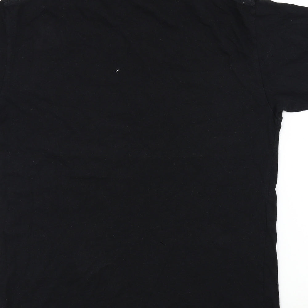 Brand and care label for Hera men’s black t-shirt, size S