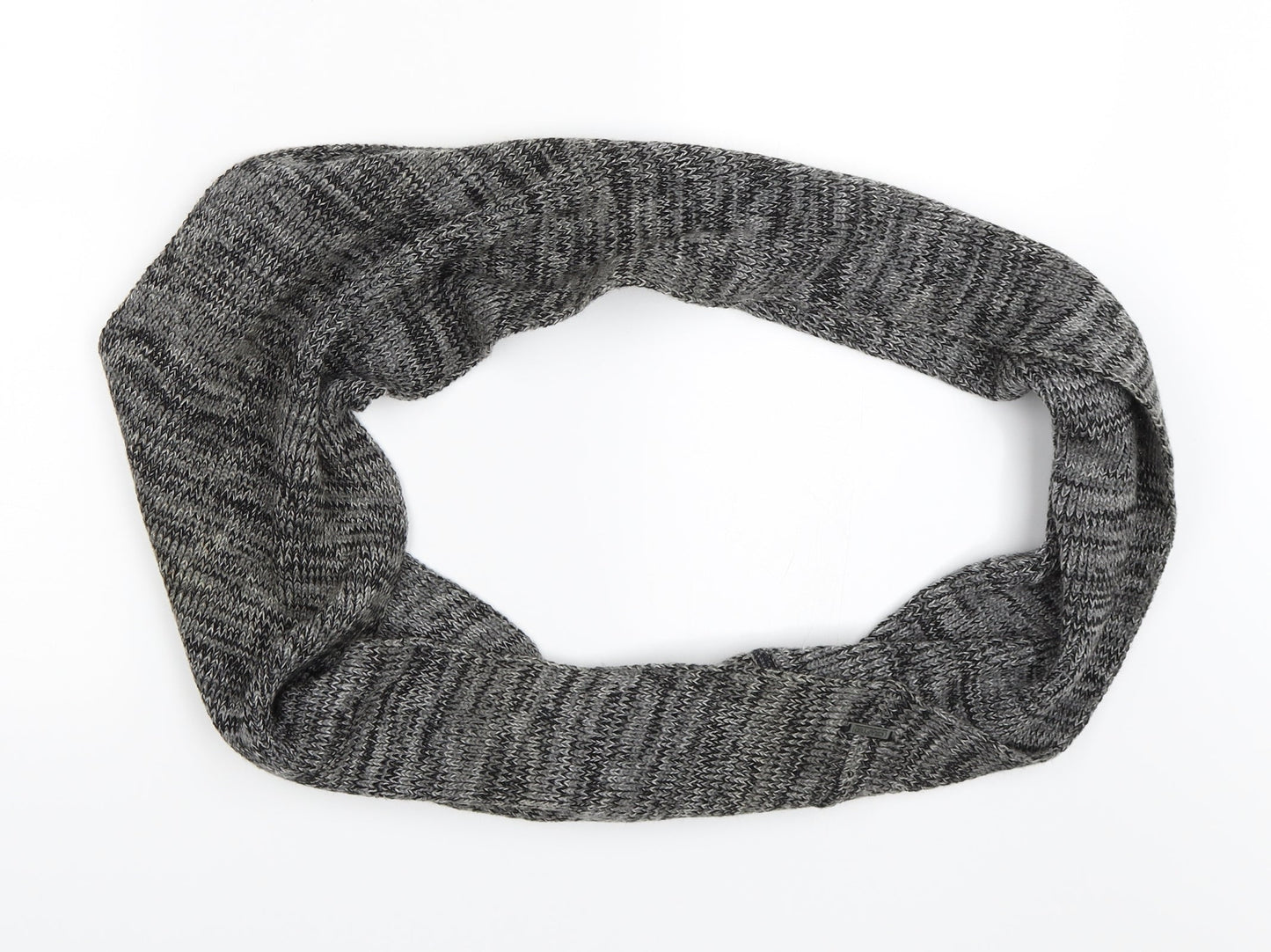 Crafted Unisex Grey Scarf