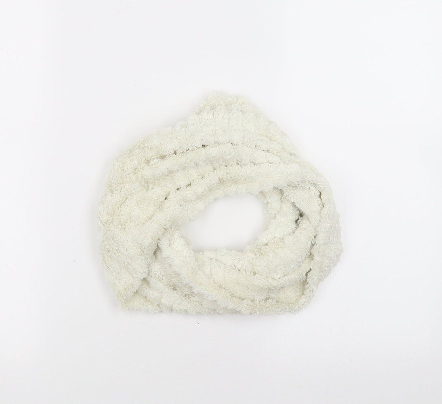 ISLE Womens Ivory Scarf - snood