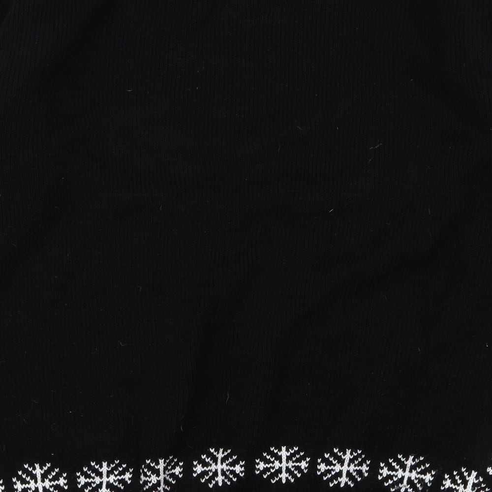 Brand and care label for In the Style women’s black jumper, size M