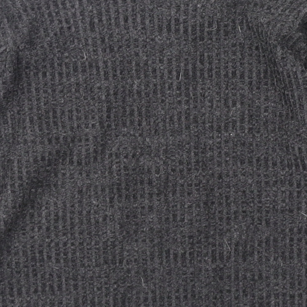 Brand and care label for Marks & Spencer girls’ grey basic t-shirt, size 18-24, months