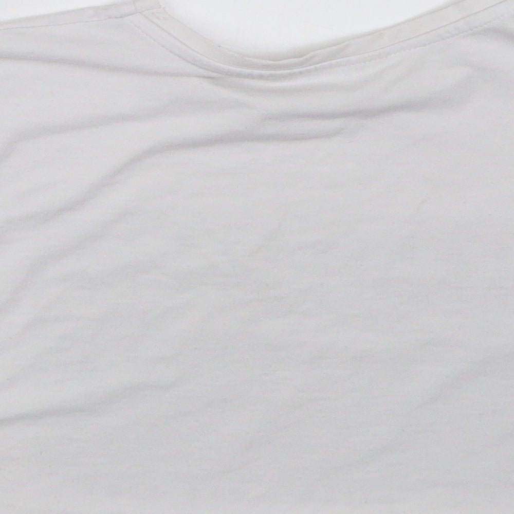 Brand and care label for George girls’ white basic t-shirt, size 8-9, years - fashionista