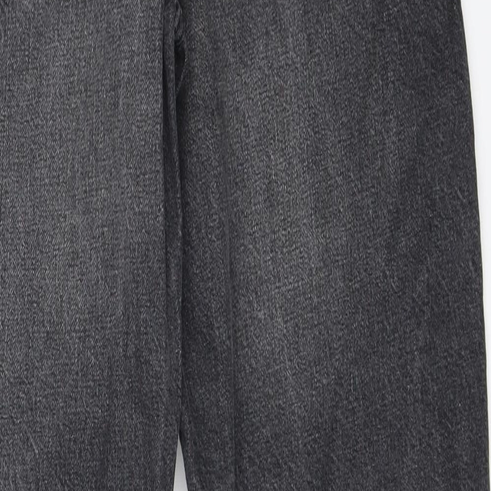 Brand and care label for Red Herring women’s black denim mom jeans, size UK 30, 27.5-inch leg