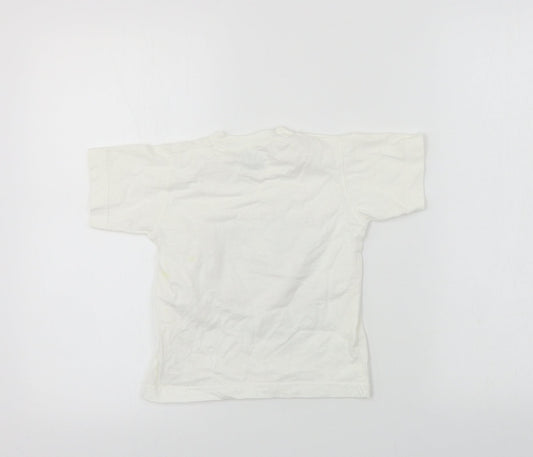 river bay kids Boys White Basic T-Shirt Size 4 Years