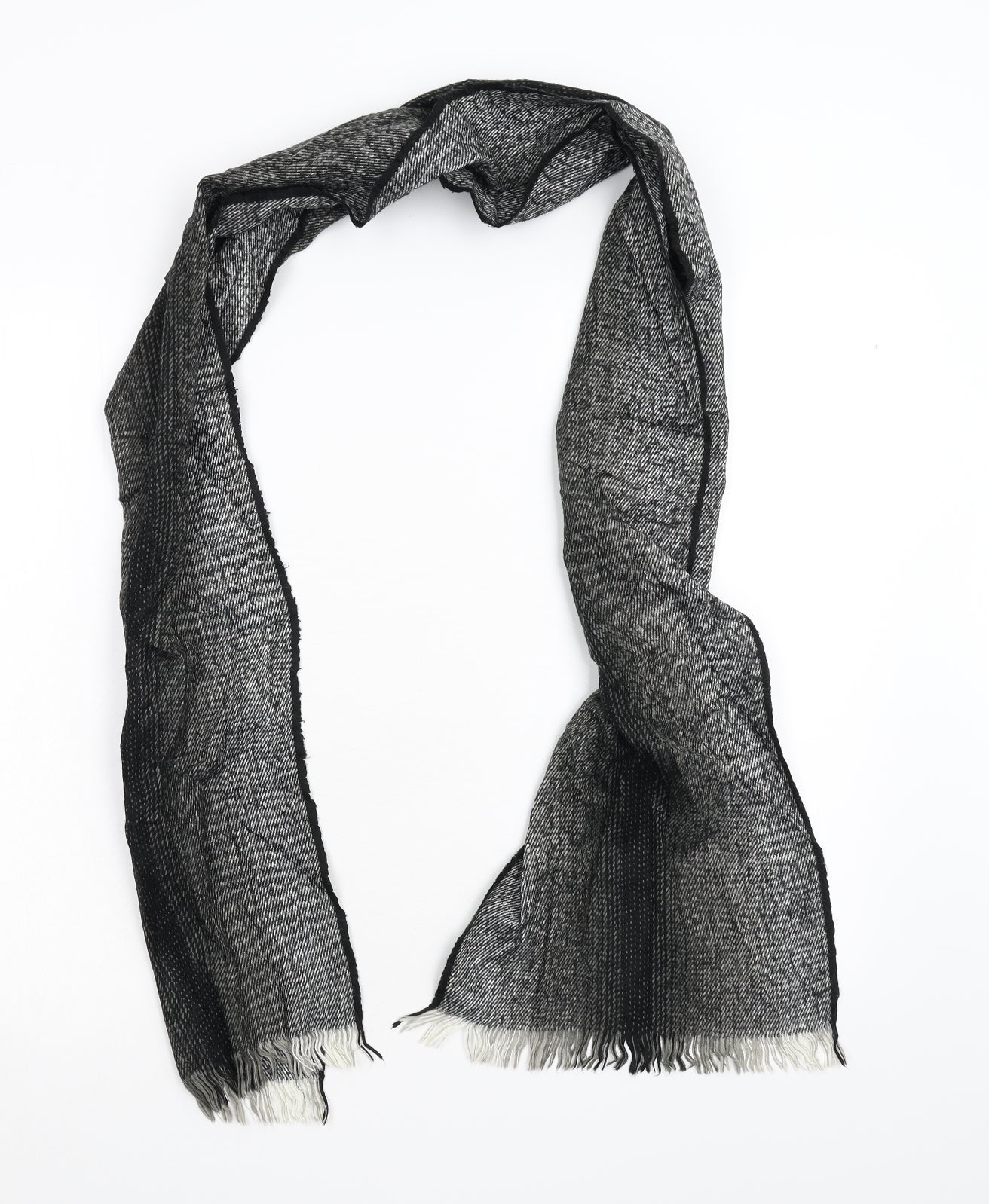 Preworn Womens Grey Knit Scarf