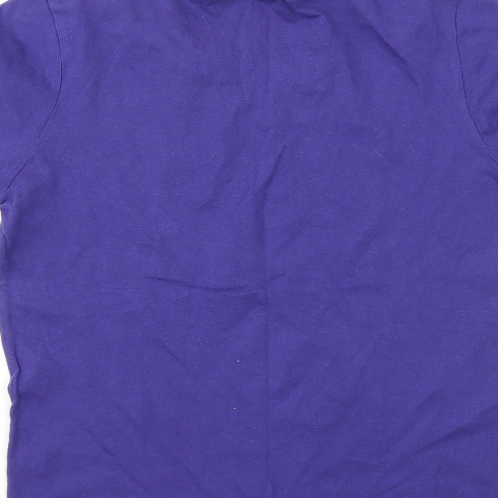 Brand and care label for Boohoo girls’ purple basic t-shirt, size S