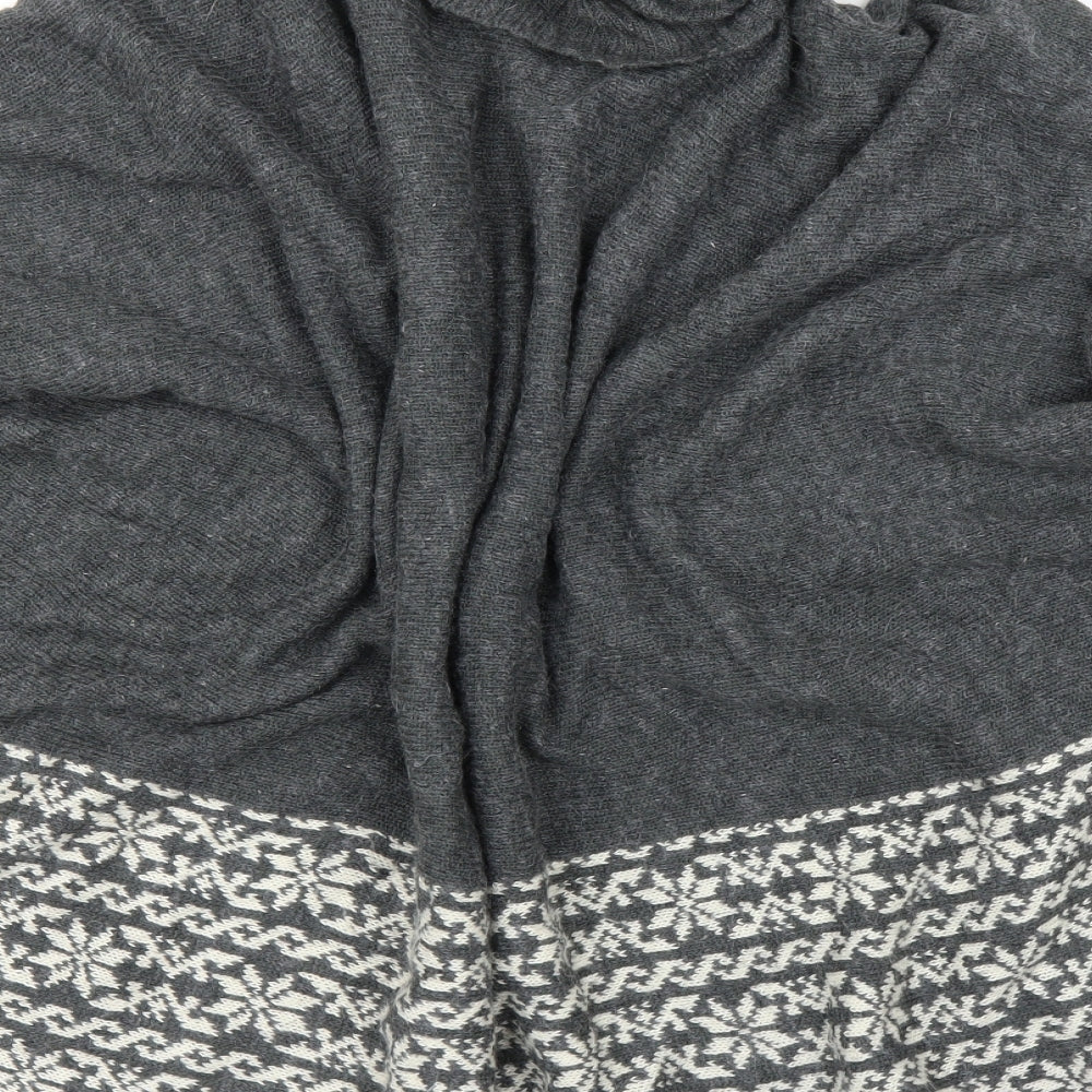 Brand and care label for Roman women’s grey fair isle jumper, size S