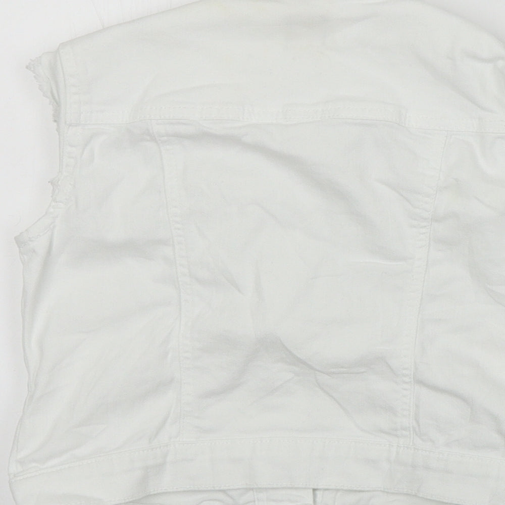 Brand and care label for Gap girls’ white gilet coat, size S