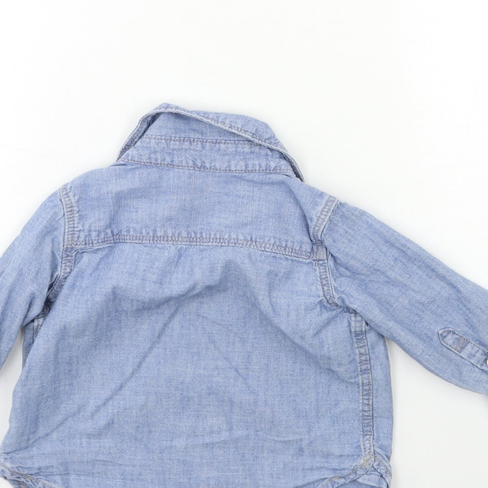 Brand and care label for Gap Baby Blue Denim Basic Button-Up, size 12-18, Months