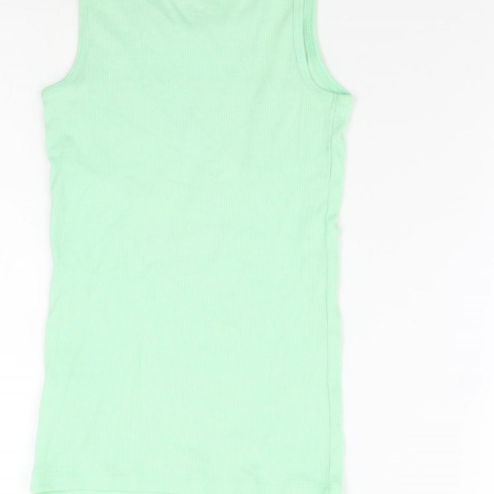 Brand and care label for Gap girls’ green basic tank, size 8, years