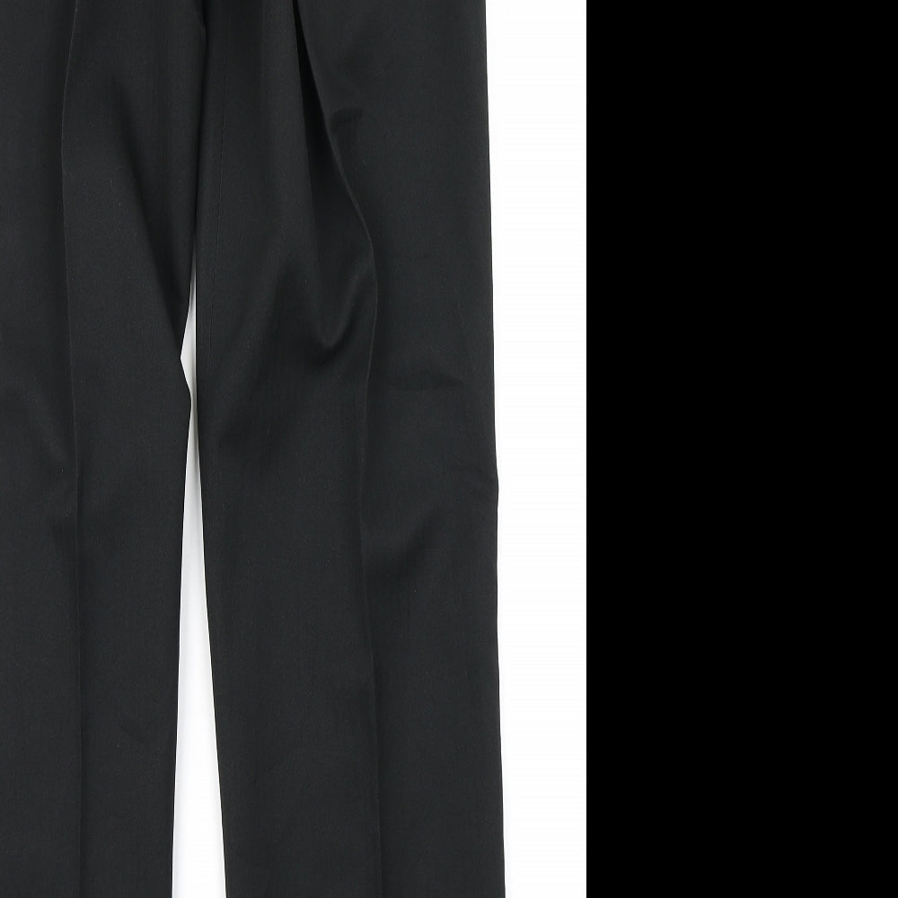 Brand and care label for Taylor & Wright men’s black dress pants trousers, size 32, in, 31-inch leg
