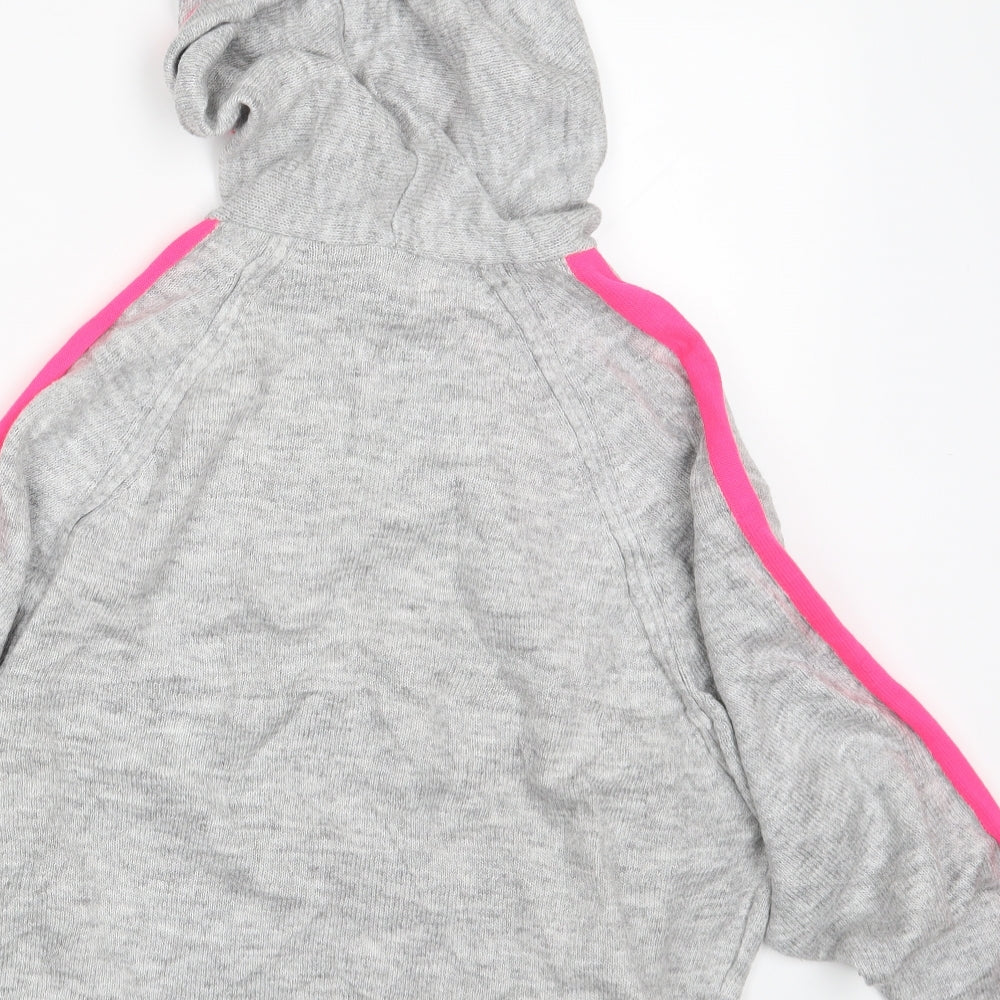 Brand and care label for Papaya women’s grey pullover hoodie, size M