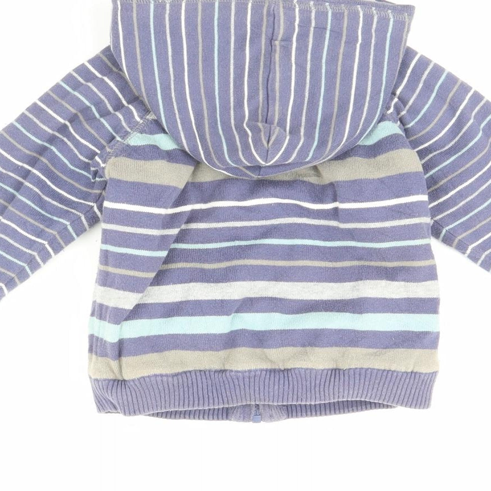 Brand and care label for Preworn boys’ blue striped jacket, size 24, months