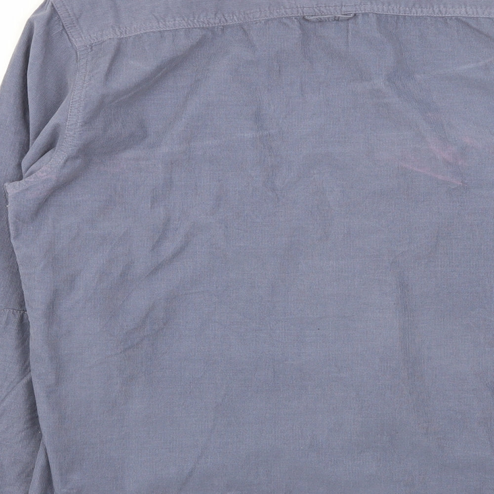 Brand and care label for Easy men’s blue button-up, size L