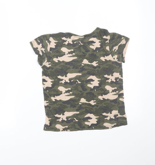 Primark Girls Green Camouflage Basic T-Shirt Size 9-10 Years