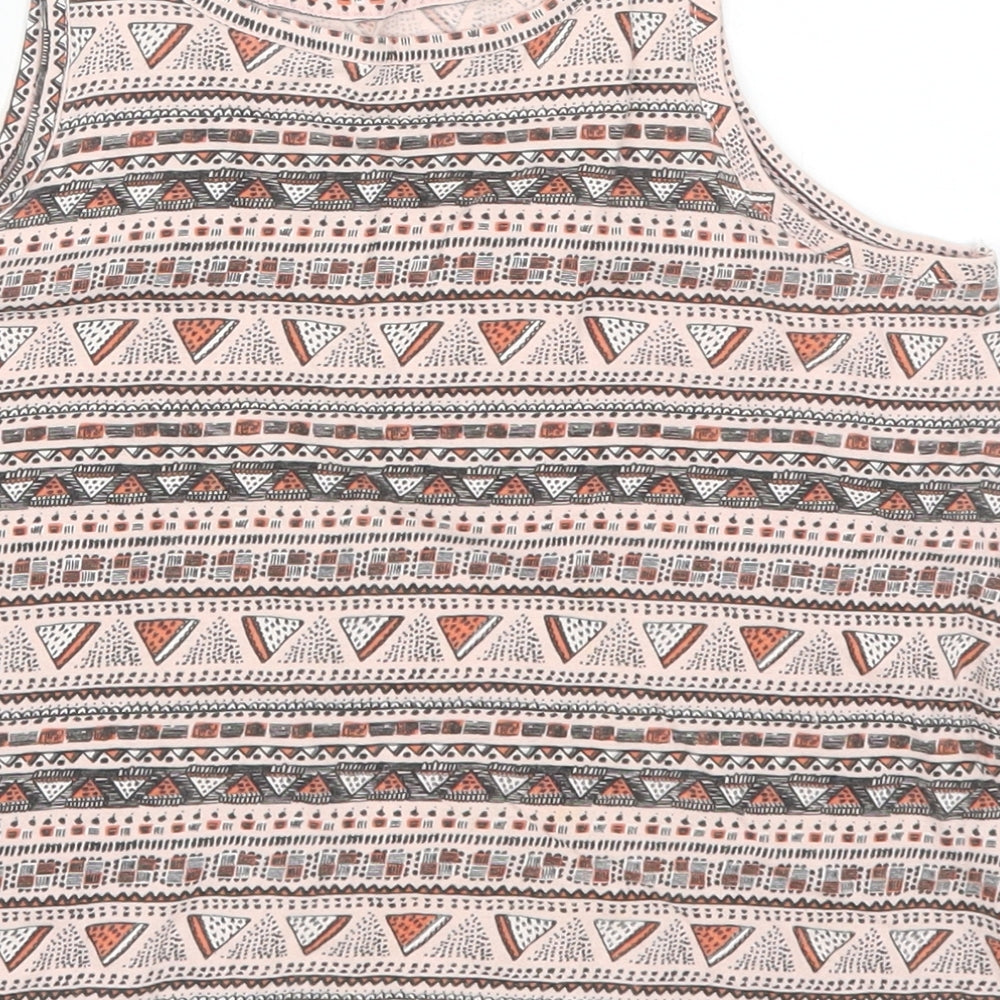 Brand and care label for Pep&Co girls’ pink geometric basic tank, size 9, years