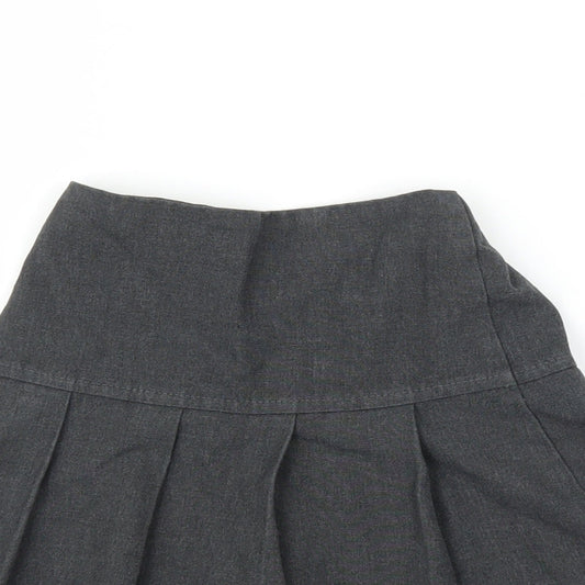 M&S Girls Grey Pleated Skirt Size 7-8 Years