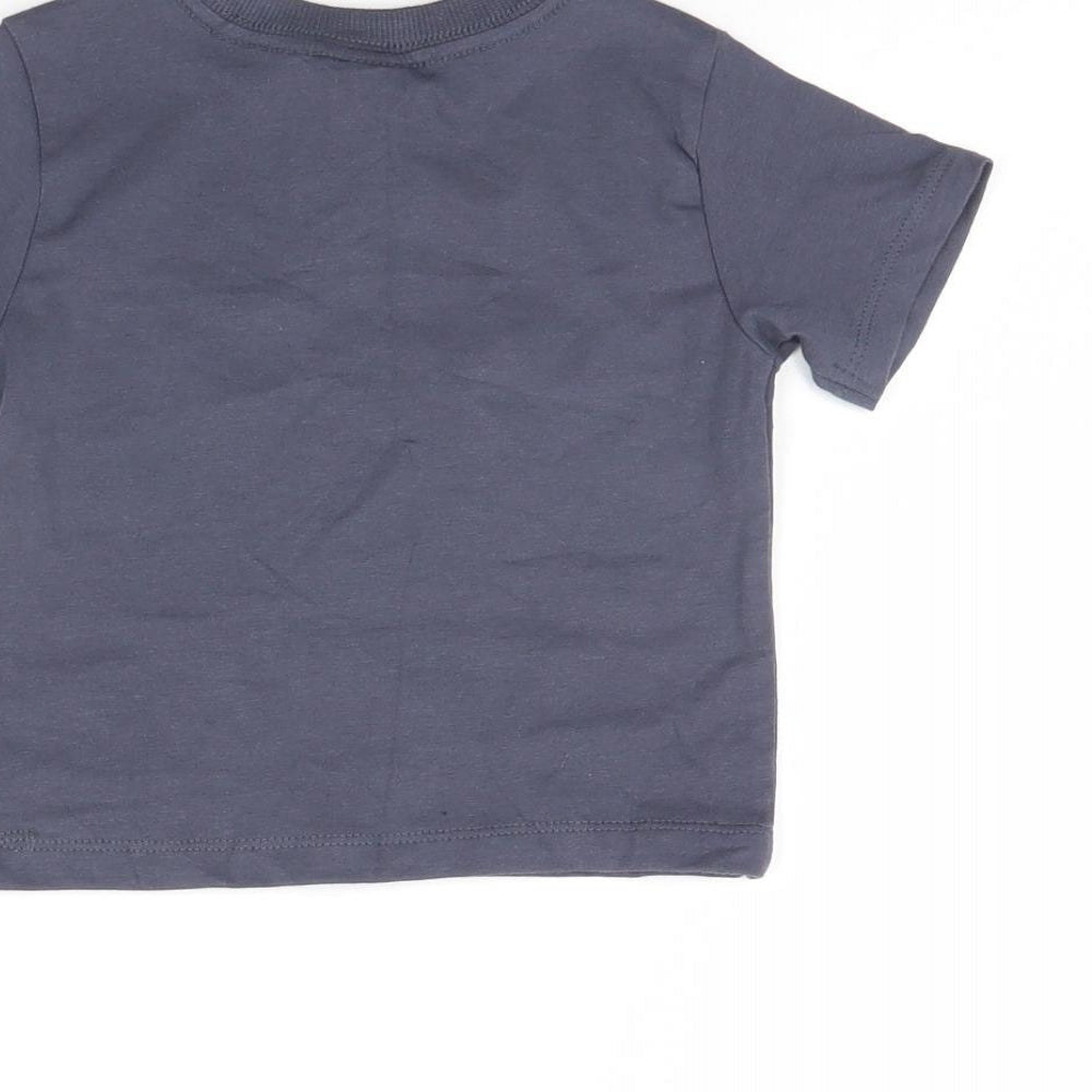 Brand and care label for Tommy Bahama Baby Grey Basic T-Shirt, size 9-12, Months - Submarine