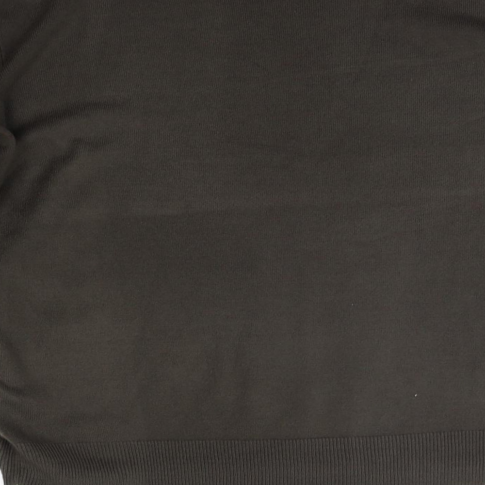 Brand and care label for Tomas Nash men’s brown jumper, size M