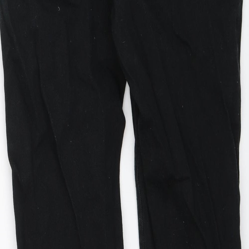 Brand and care label for Denim Co. men’s black skinny jeans, size 30, in, 29-inch leg