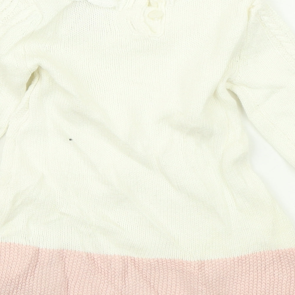 Brand and care label for Catherine Malandrino girls’ white colourblock knit jumper dress, size 3-6, months
