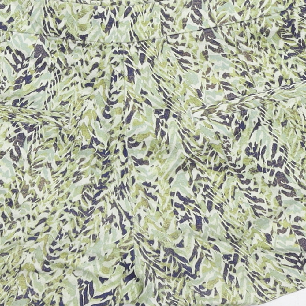 H&M Womens Green Animal Print Bermuda Shorts Size 6
