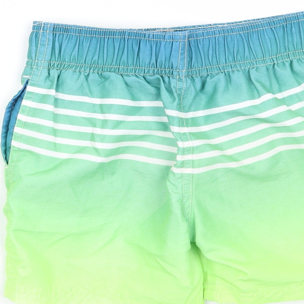 Rebel Boys Green Bermuda Shorts Size 4-5 Years