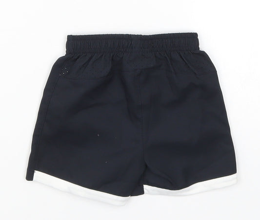 Umbro Boys Black Cropped Trousers Size 3-6 Months