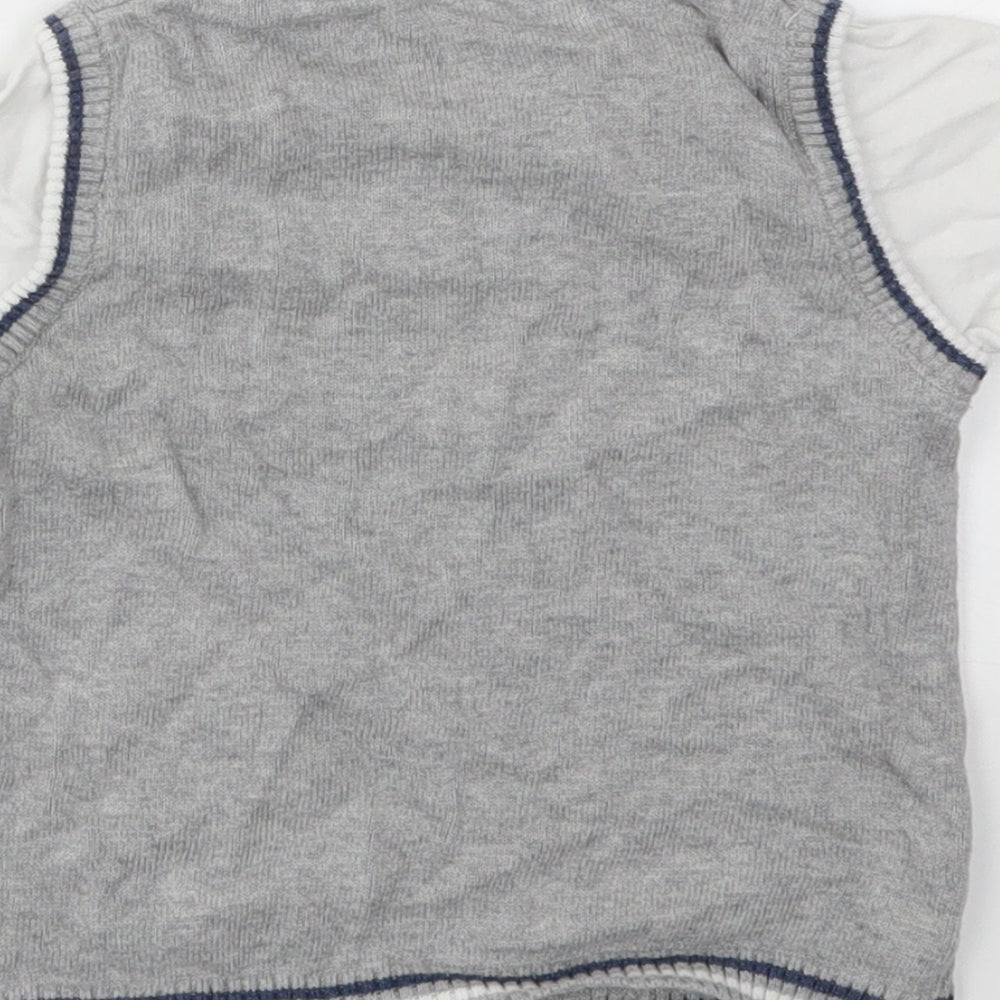 Brand and care label for George boys’ grey basic t-shirt, size 9-12, months