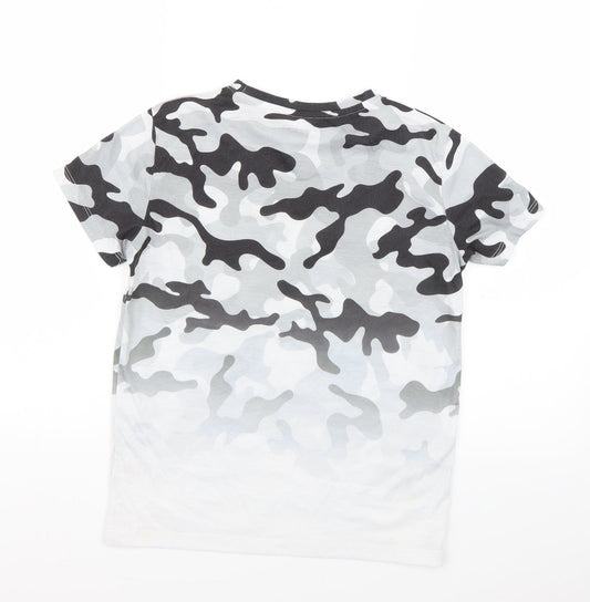 outlaws Boys Multicoloured Geometric Basic T-Shirt Size 11-12 Years