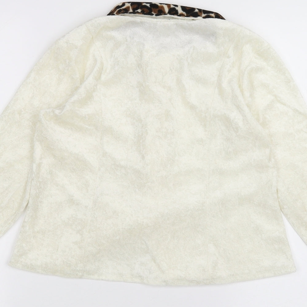 Brand and care label for Preworn girls’ white jacket, size 9, years
