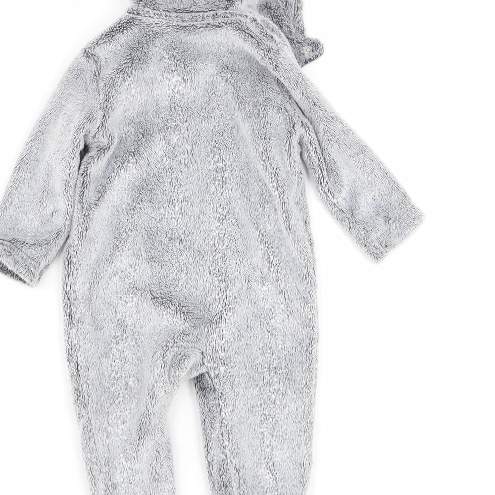 Brand and care label for Asda George boys’ grey solid babydoll one piece, size 3-6, months