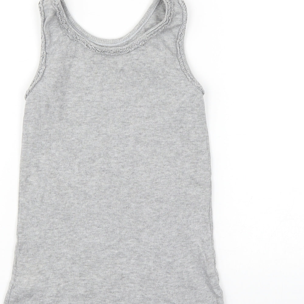Brand and care label for I love girls’ wear girls grey rayon basic t-shirt, size 8-9, years