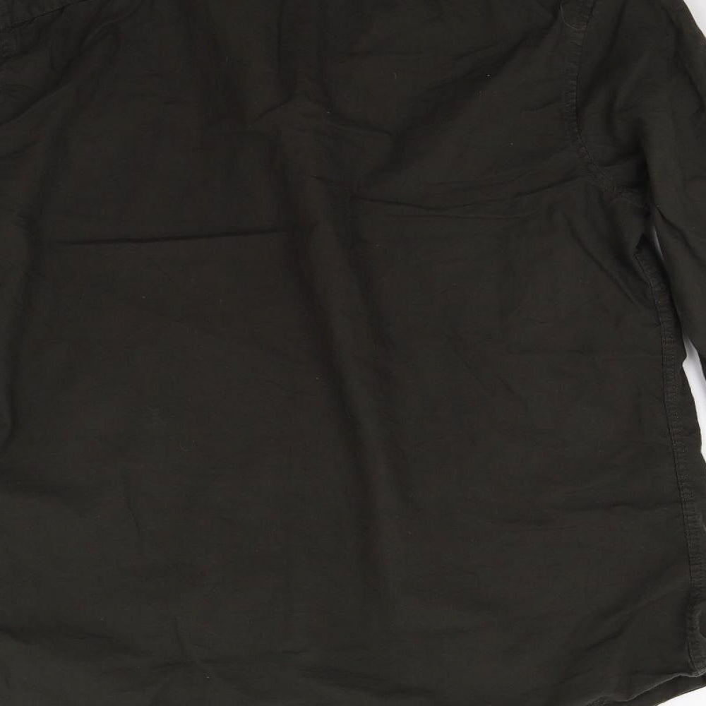 Brand and care label for ASOS men’s green button-up, size L