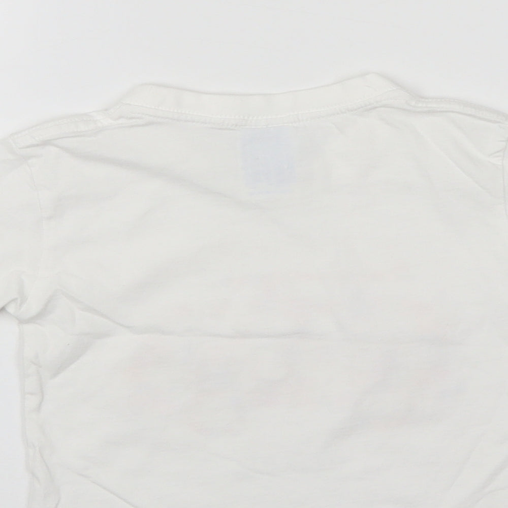 Brand and care label for JHK girls’ white basic t-shirt, size 18-24, months