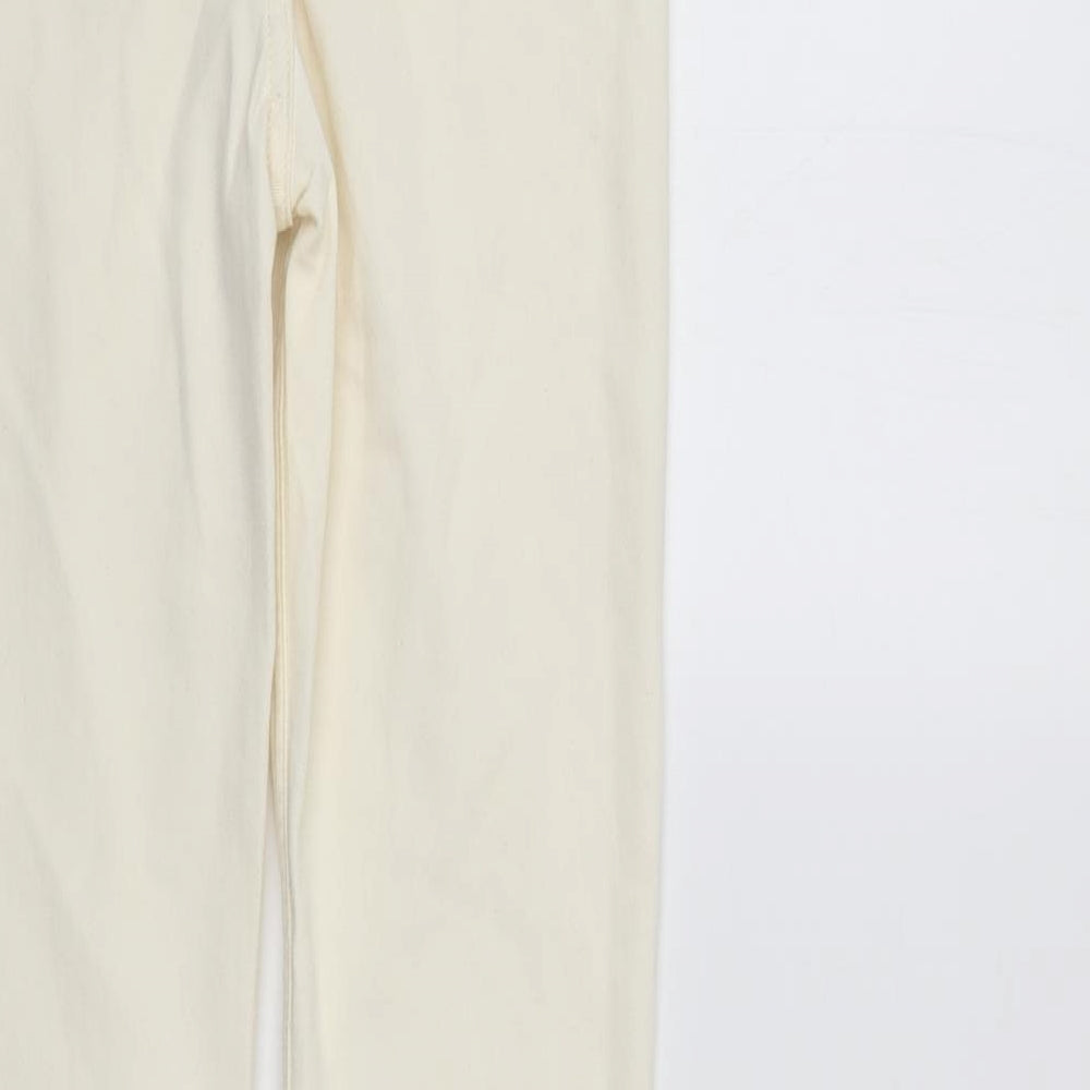 Brand and care label for Denim & Co. women’s ivory denim straight jeans, size UK 6, 31-inch leg