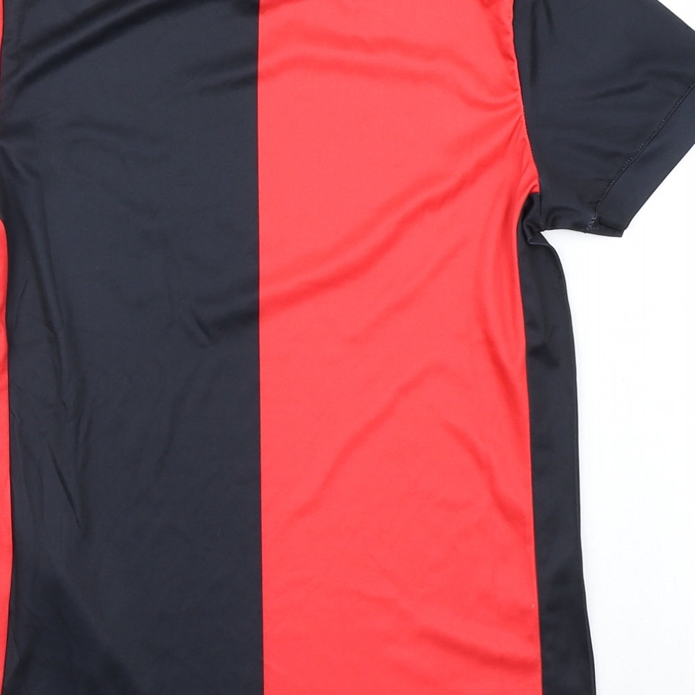 Umbro Boys Red Striped Basic T-Shirt Size 9 Years