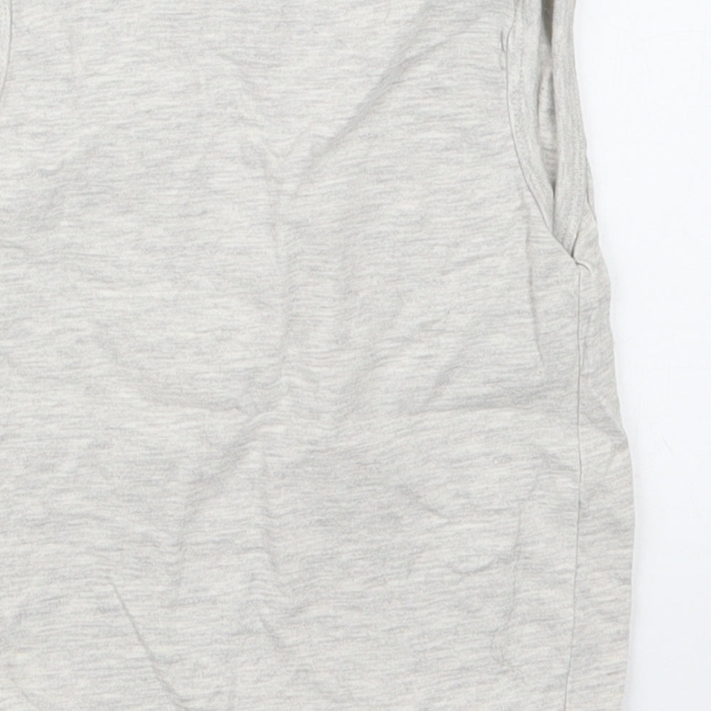 Brand and care label for Rebel boys’ grey basic t-shirt, size 12-18, months